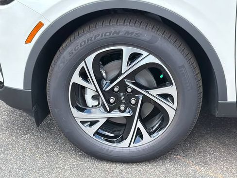 New 2026 Lincoln Nautilus Reserve AWD/4WD image 12