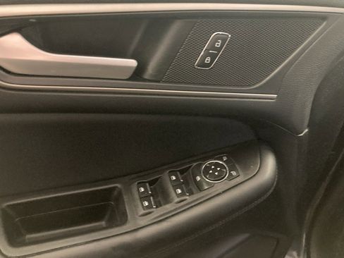 Certified 2022 Ford Edge SEL w/ Convenience Package image 10