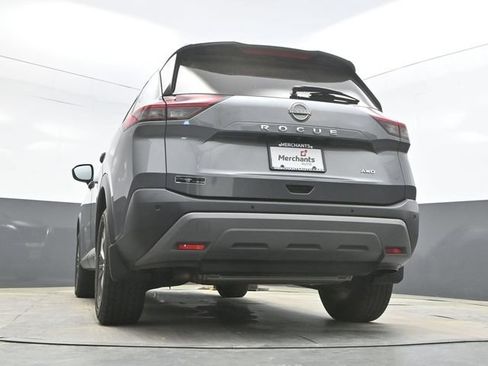 Used 2023 Nissan Rogue S AWD/4WD image 34