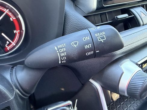 Used 2024 Toyota RAV4 LE AWD/4WD image 24