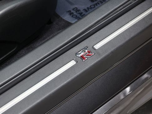 Used 2019 Nissan GT-R Premium w/ Premium Interior Package AWD/4WD image 79