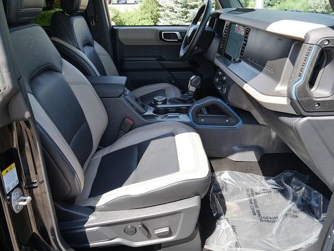 Used 2024 Ford Bronco Wildtrak AWD/4WD image 58