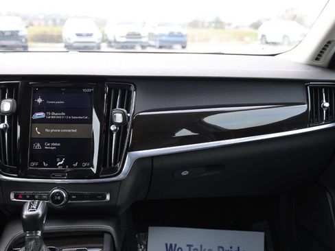 Used 2018 Volvo S90 T5 Momentum w/ Convenience Package image 25