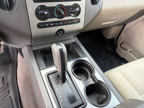 Used 2014 Ford Expedition EL XL image 42