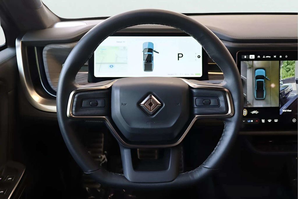 Used 2024 Rivian R1T Adventure Dual AWD/4WD image 11