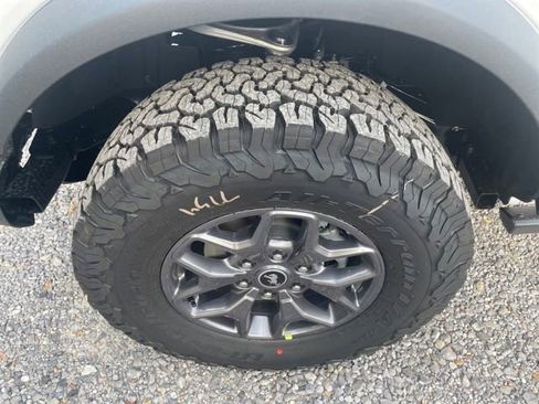 New 2025 Ford Bronco Badlands image 27