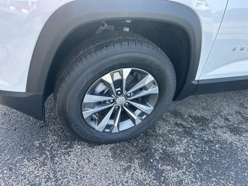 New 2026 Chevrolet Equinox LT w/ Safety and Technology Package image 10