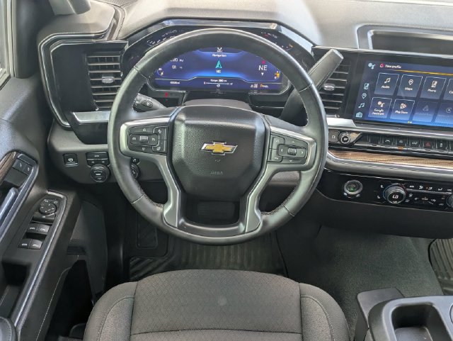 Used 2024 Chevrolet Silverado 1500 LT AWD/4WD image 33