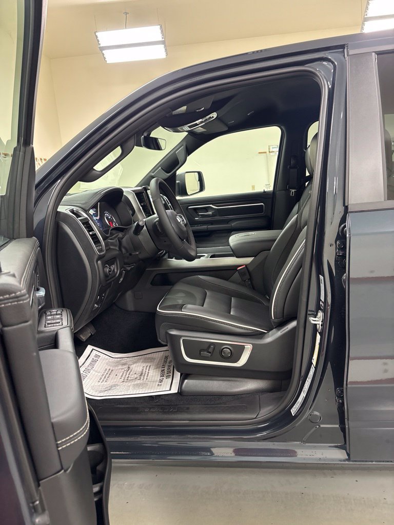 New 2027 RAM 1500 Laramie w/ Night Edition AWD/4WD image 10