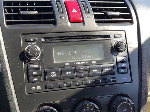 Used 2013 Subaru Crosstrek 2.0i Premium image 21