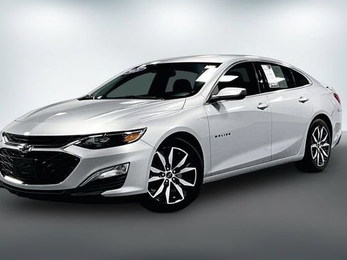 Used 2021 Chevrolet Malibu RS FWD image 3