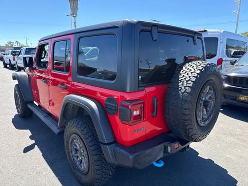 Used 2021 Jeep Wrangler Unlimited Rubicon 4xe w/ Cold Weather Group AWD/4WD image 19
