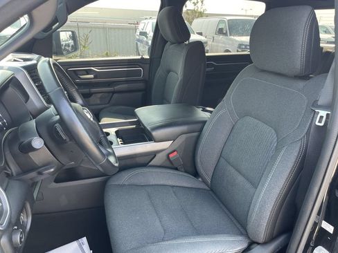 Used 2020 RAM 1500 Big Horn AWD/4WD image 8