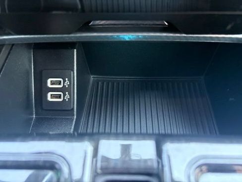 Used 2020 Ford F150 XLT w/ Equipment Group 302A Luxury AWD/4WD image 25