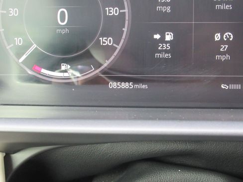 Used 2018 Land Rover Discovery HSE AWD/4WD image 32