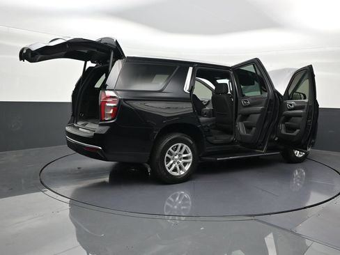Used 2024 Chevrolet Tahoe LT RWD image 32