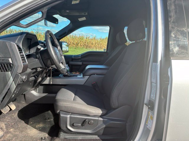 Used 2019 Ford F150 XLT w/ Equipment Group 302A Luxury AWD/4WD image 9