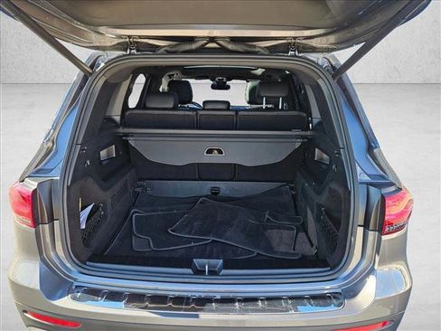 Used 2022 Mercedes-Benz GLB 250 image 6