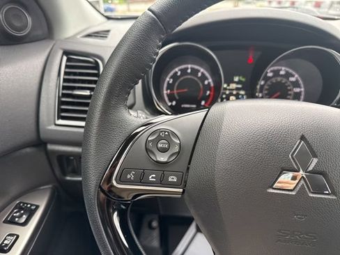 Used 2023 Mitsubishi Outlander Sport SE AWD/4WD image 16