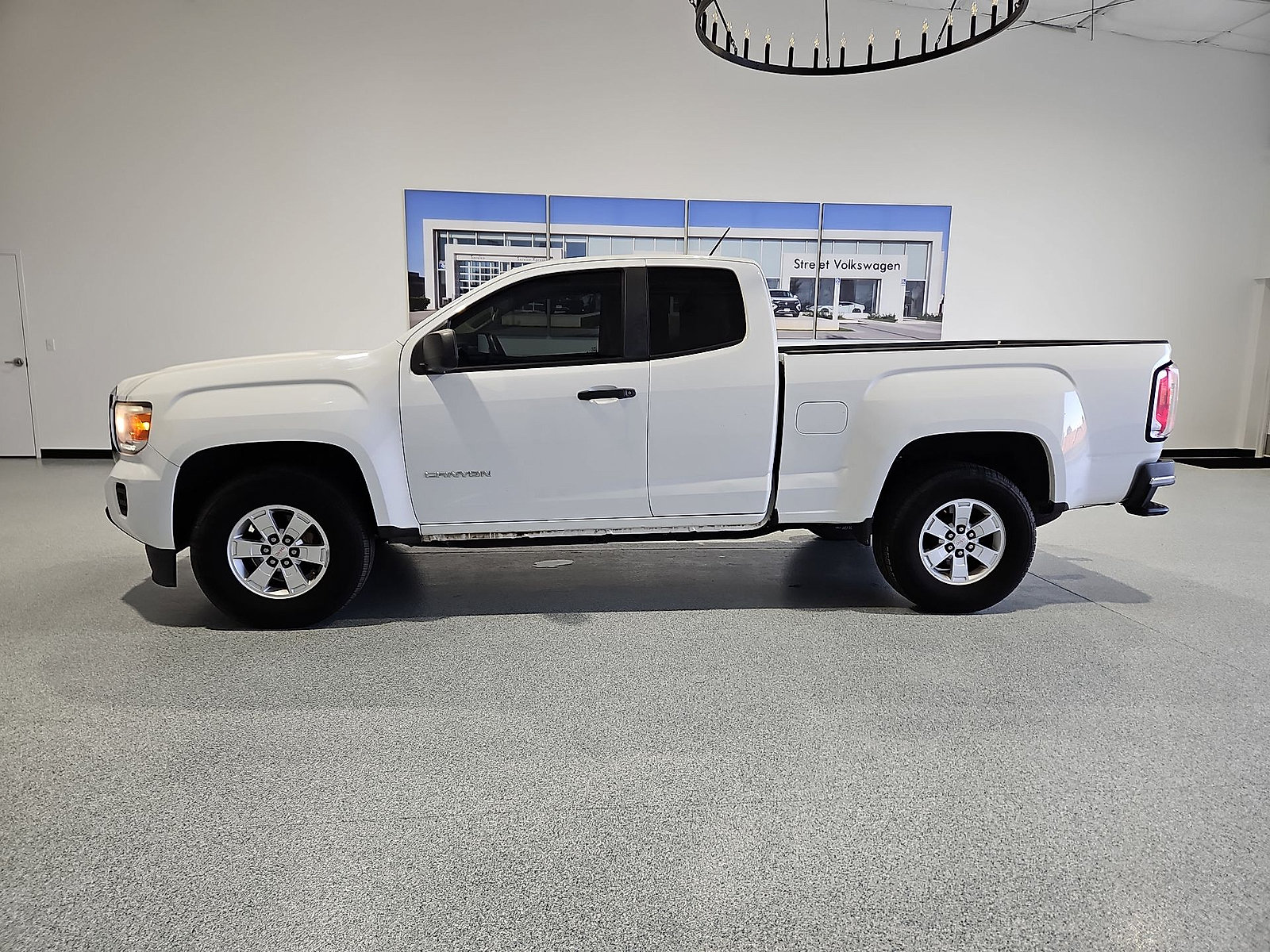 Used 2016 GMC Canyon W/T w/ Convenience Package RWD image 5