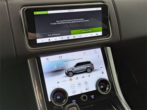 Used 2020 Land Rover Range Rover Sport HST image 24