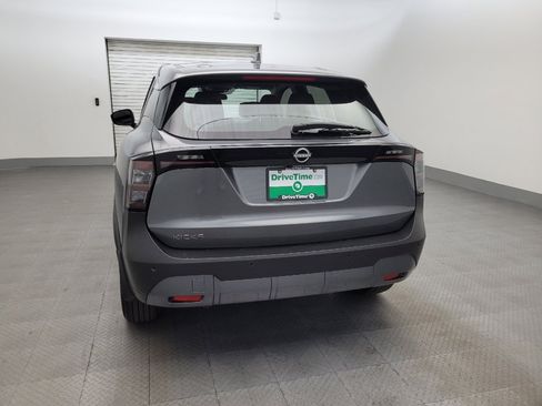 Used 2025 Nissan Kicks S w/ Charging Package FWD image 6