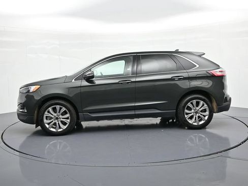 Used 2024 Ford Edge Titanium AWD/4WD image 9