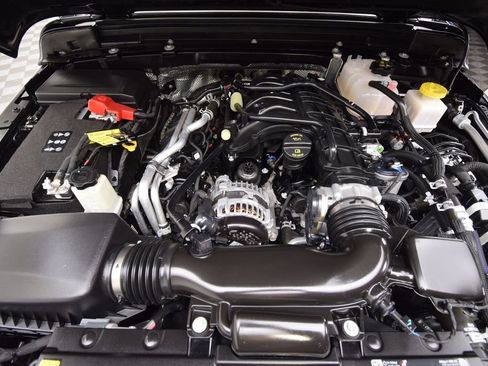 Used 2025 Jeep Gladiator Rubicon image 30