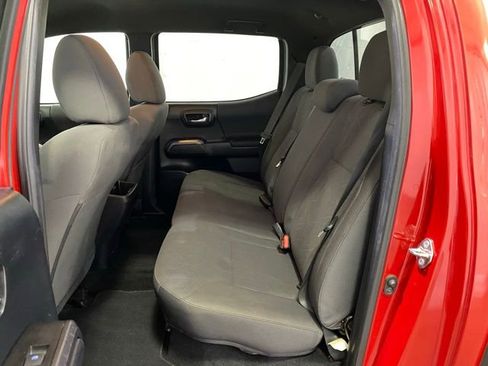 Certified 2018 Toyota Tacoma TRD Off-Road w/ Technology Package image 10