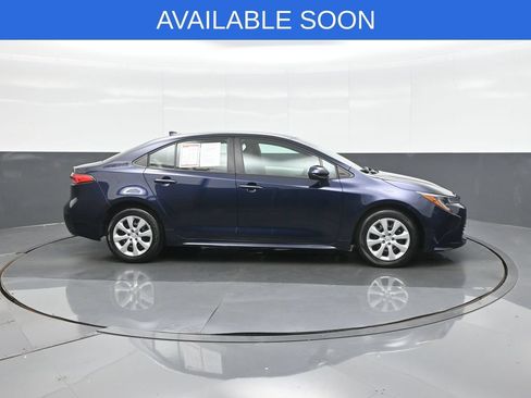 Used 2024 Toyota Corolla LE FWD image 8