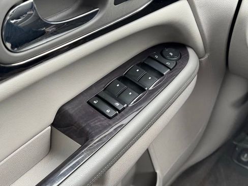 Used 2016 Buick Enclave Leather image 33
