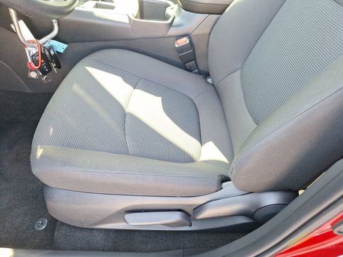 Used 2025 Toyota RAV4 LE FWD image 16
