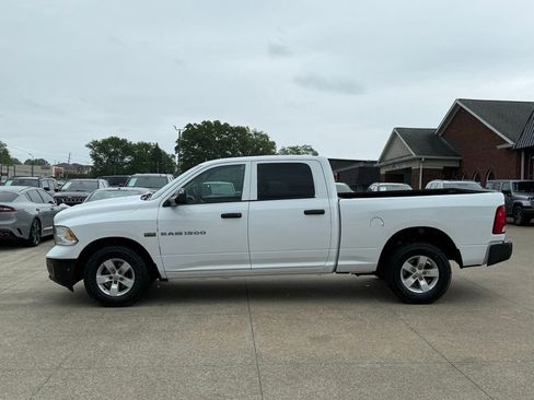 Used 2018 RAM 1500 Tradesman w/ Popular Equipment Group AWD/4WD image 3