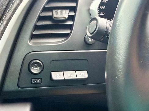 Used 2015 Chevrolet Corvette Stingray Coupe w/ 2LT Preferred Equipment Group image 31