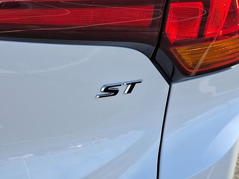 Used 2020 Buick Encore GX Select w/ Experience Buick Package image 30