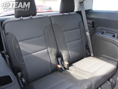 Certified 2023 GMC Acadia SLE w/ Driver Convenience Package image 26