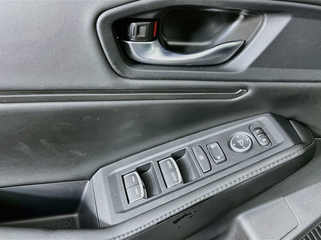 Used 2024 Honda Accord Sport image 21