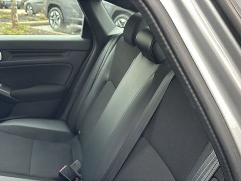 Used 2023 Honda Civic Sport image 30