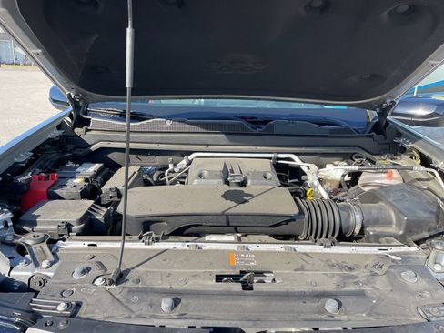 Used 2024 Chevrolet Colorado Z71 w/ Z71 Convenience Package 2 image 56