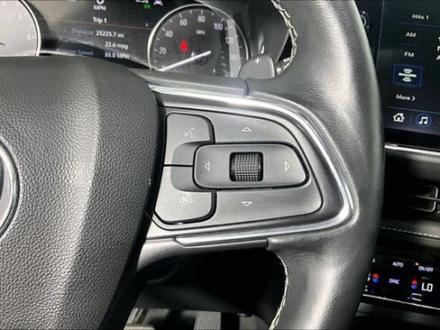 Used 2023 Buick Envision Avenir AWD/4WD image 19