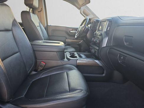 Used 2020 Chevrolet Silverado 1500 LT Trail Boss AWD/4WD image 16
