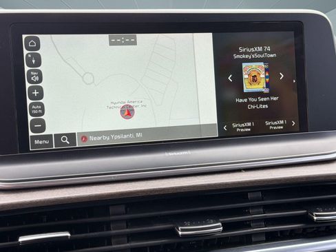 Used 2022 Kia Telluride EX w/ EX Premium Package image 24