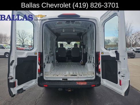 Used 2018 Ford Transit 150 130 Medium Roof RWD image 26