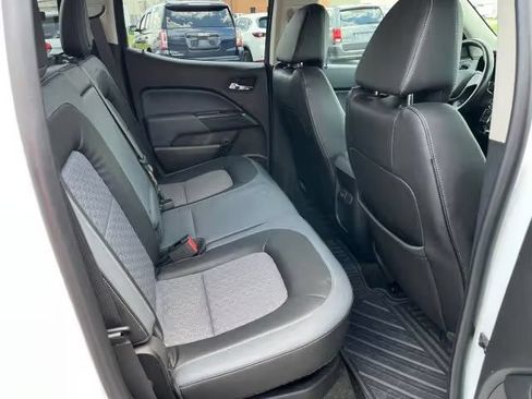 Used 2016 Chevrolet Colorado Z71 AWD/4WD image 11