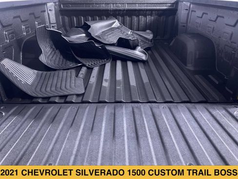 Certified 2021 Chevrolet Silverado 1500 Custom Trail Boss w/ LPO, Dark Essentials Package AWD/4WD image 12