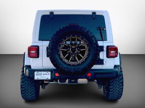 Used 2025 Jeep Wrangler Unlimited Rubicon 392 AWD/4WD image 6