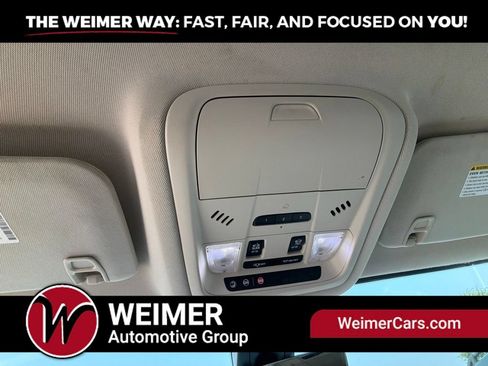 Used 2023 GMC Acadia Denali AWD/4WD image 26