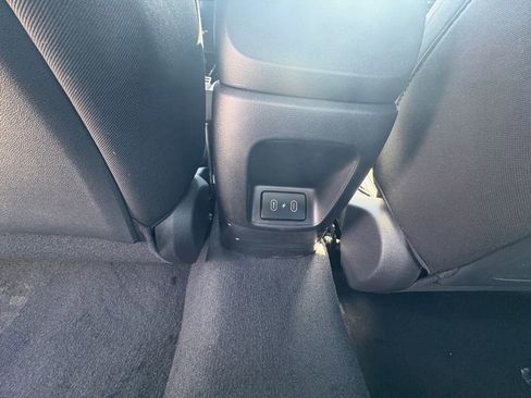 New 2026 Hyundai Elantra SEL Sport FWD image 18