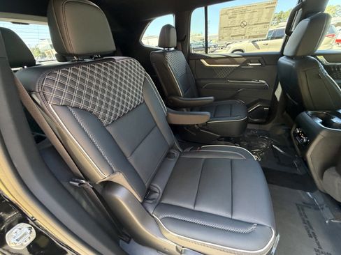 New 2026 GMC Acadia Denali w/ Super Cruise Package image 15