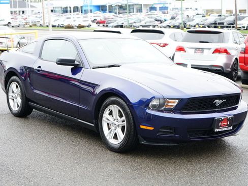 Used 2010 Ford Mustang Coupe image 7